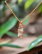 Load image into Gallery viewer, Kyanite | Spirtual & Physical Balance