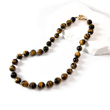 Load image into Gallery viewer, Women's Tiger Eye Necklace